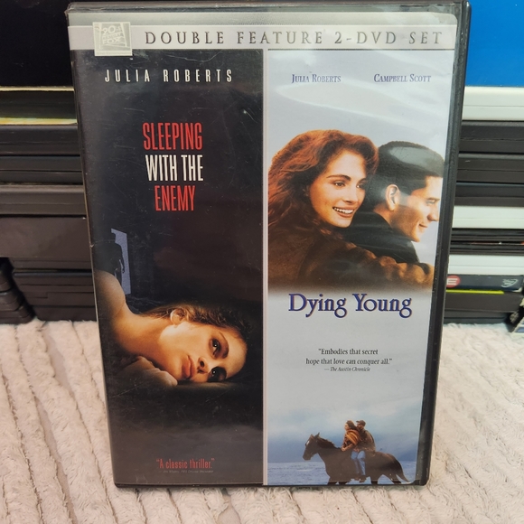 2 Movie SLEEPING WITH THE ENEMY + DYING YOUNG  Julia Roberts DVDs - Picture 1 of 5
